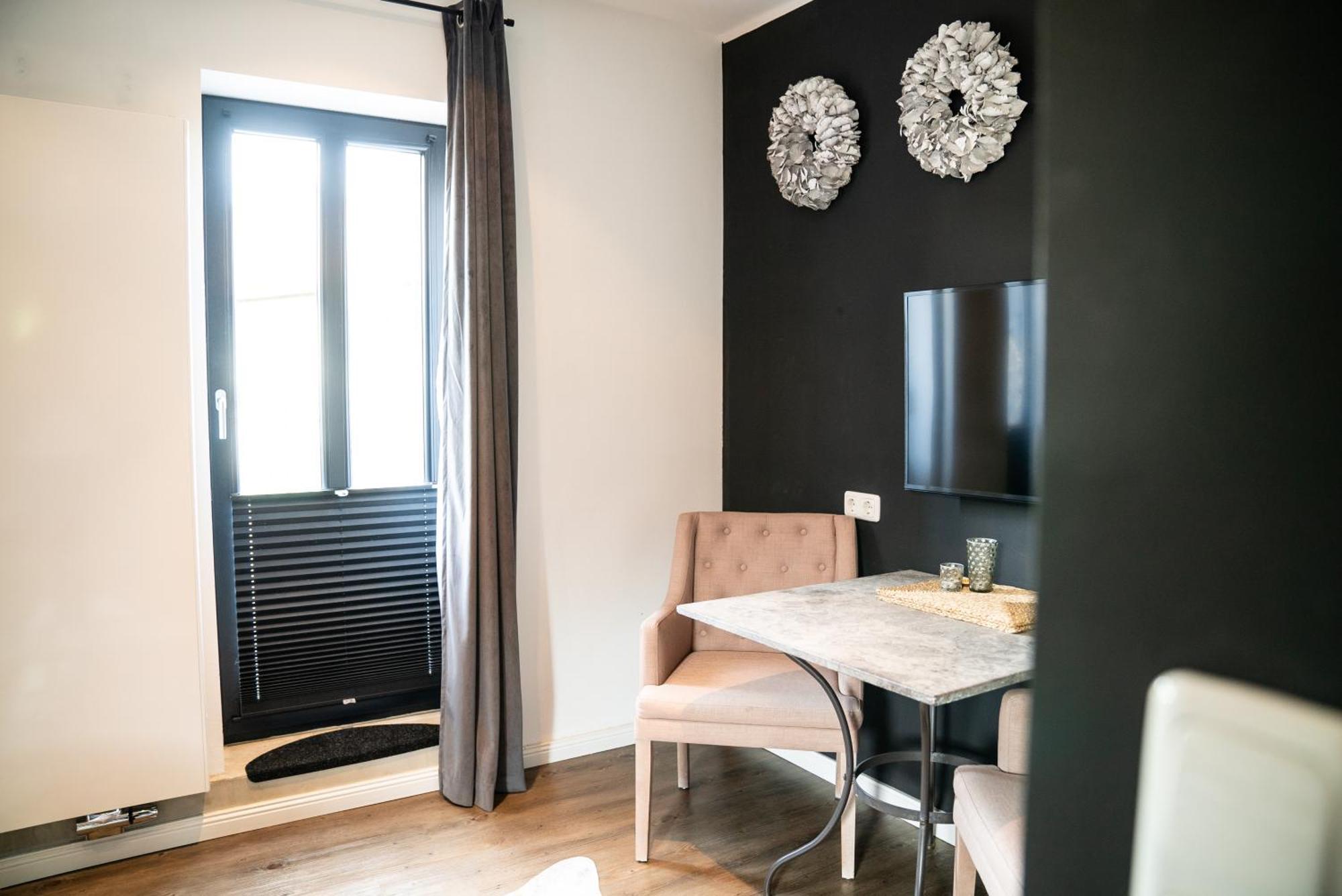 Country-Suites By Verdino Living - Apartments & Privatzimmer (Adults Only) เบราน์ลาเกอ ภายนอก รูปภาพ